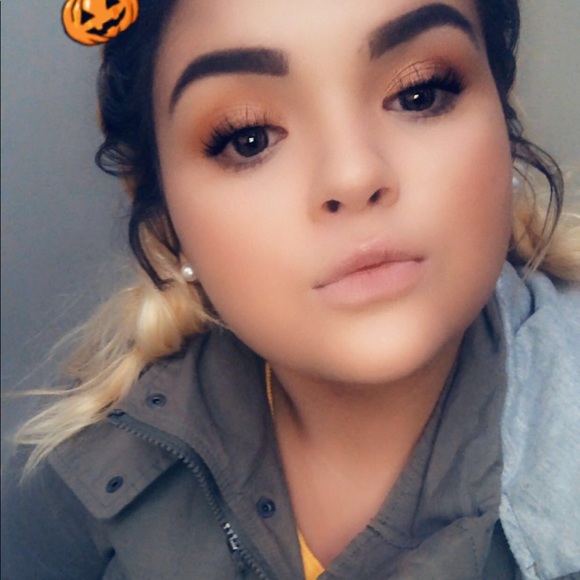 nicole_elayna